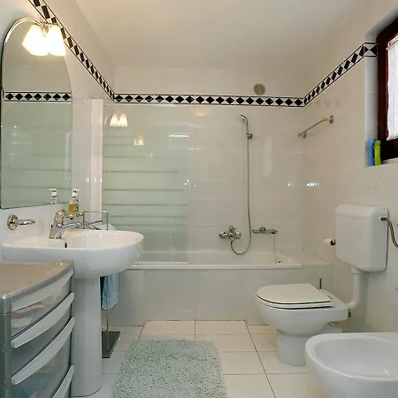 Holiday Divna Casa vacanze